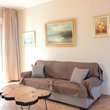 Achilles Appartement *